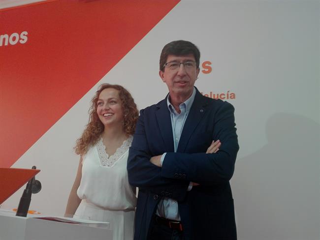 Juan Marín, hoy junto a Marta Rivera | EUROPA PRESS ep juan marin hoya marta rivera
