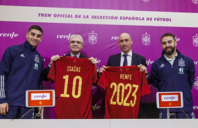 ep los presidentes de la rfef luis rubiales y de renfe isaias taboas y los internacionales ferran