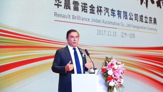 ep presidenteconsejero delegadorenault carlos ghosn