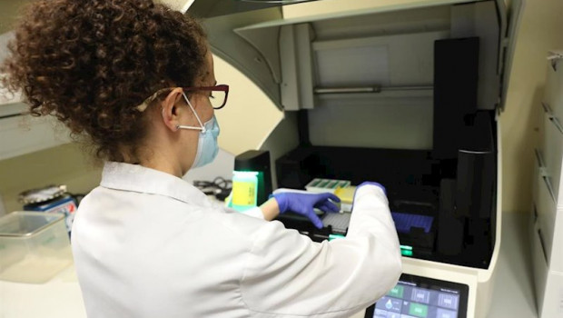 ep una biologa del centro de biologia molecular severo ochoa en el campus de cantoblanco de la