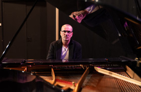 jan uve   compositor y pianista 20251001142031 