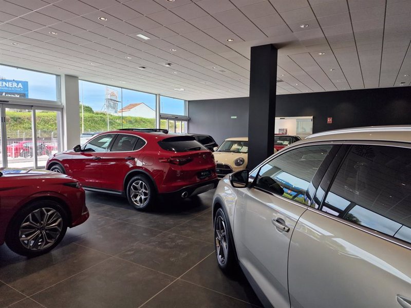 La justicia admite a trámite la demanda de la OCU contra Mercedes, Nissan y Toyota