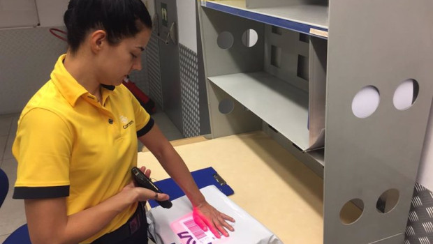 ep archivo   correos contratara a 5500 personas como refuerzo para las elecciones generales del 23