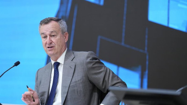 ep archivo   el ceo de banc sabadell cesar gonzalez bueno y el director financiero sergio palavecino