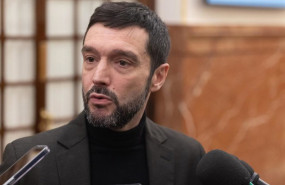 ep archivo   el minsitro de consumo y agenda 2030 pablo bustinduy durante una sesion plenaria