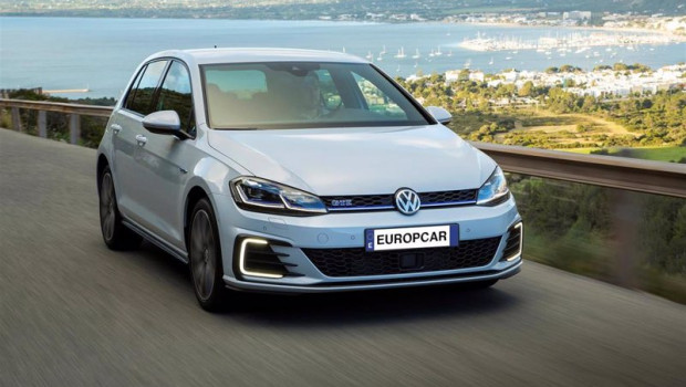 ep archivo - golf hibrido enchufable de europcar
