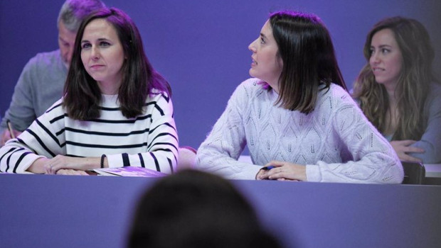 ep archivo   la secretaria general de podemos ione belarra i y la exministra de igualdad irene