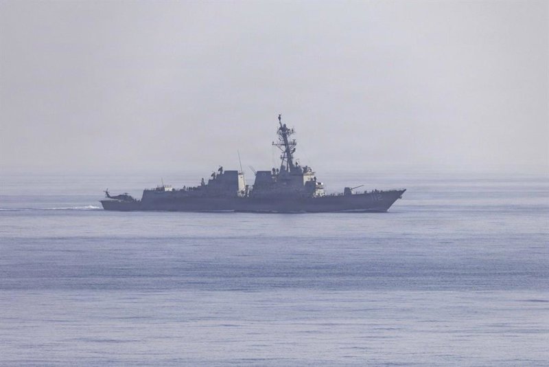El tráfico de barcos por el estrecho de Ormuz, en su nivel más bajo en tres meses