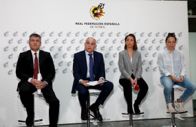 ep de izda a dcha inaki mikeo andreu camps elvira andres y laura del rio