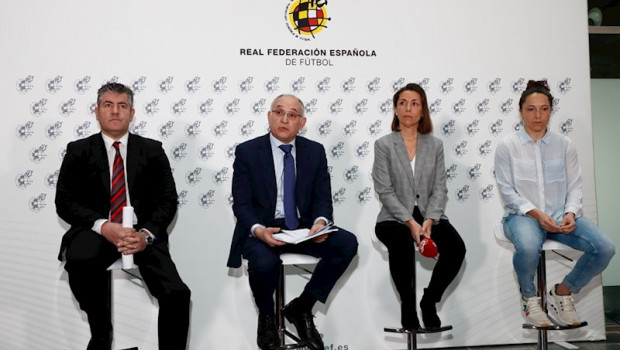 ep de izda a dcha inaki mikeo andreu camps elvira andres y laura del rio