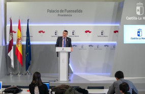 ep el consejero de agricultura agua y desarrollo rural de c-lm francisco martinez arroyo en rueda de