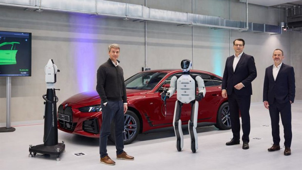 ep el grupo bmw utilizara robots humanoides en la produccion de sus vehiculos en europa ep el grupo bmw utilizara robots humanoides en la produccion de sus vehiculos en europa