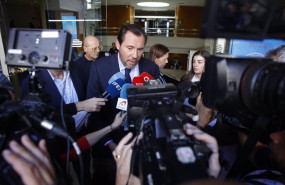 ep el ministro oscar puente atiende a los medios durante la apertura del dia maritimo mundial