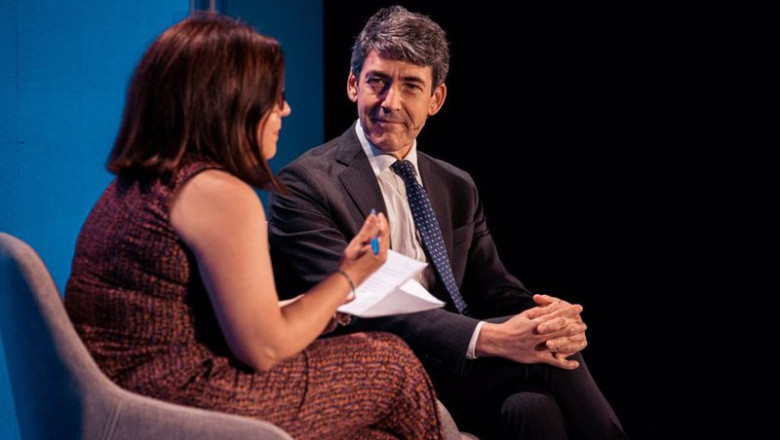 ep el presidente de accenture domingo miron entrevistado por la jefa de seccion en empresas de ep el presidente de accenture domingo miron entrevistado por la jefa de seccion en empresas de