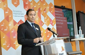 ep el presidente de ascri miguel zurita en la presentacion de la guia de inversion responsable este
