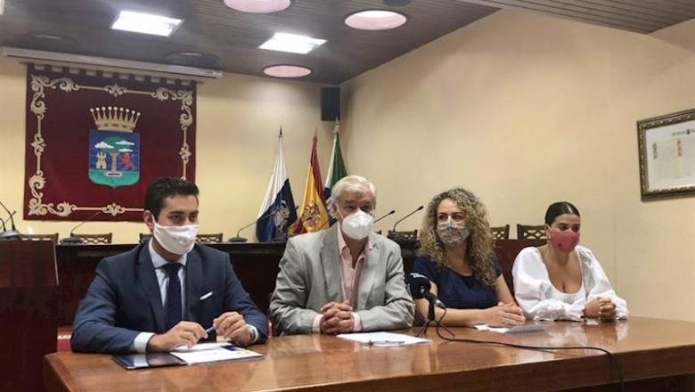 ep el presidente del cabildo alpidio armas y el director general de infraestructura turistica del