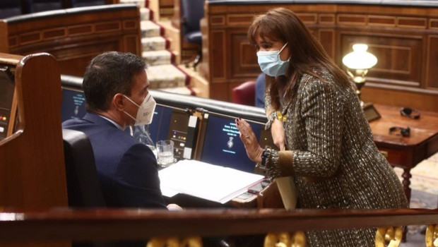 ep el presidente del gobierno pedro sanchez y la portavoz de jxcat en el congreso y candidata del