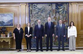 ep el rey felipe vi centro derecha y el presidente de csif miguel borra centro izquierda en madrid a ep el rey felipe vi centro derecha y el presidente de csif miguel borra centro izquierda en madrid a