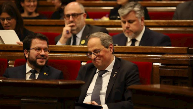 ep el vicepresident y el president de la generalitat pere aragons y quim torra sonrien en sus
