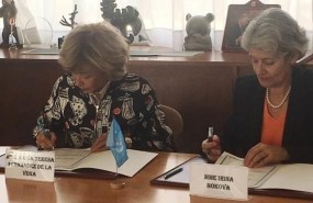 ep firma conveniola unescode fundacion mujeres por africa