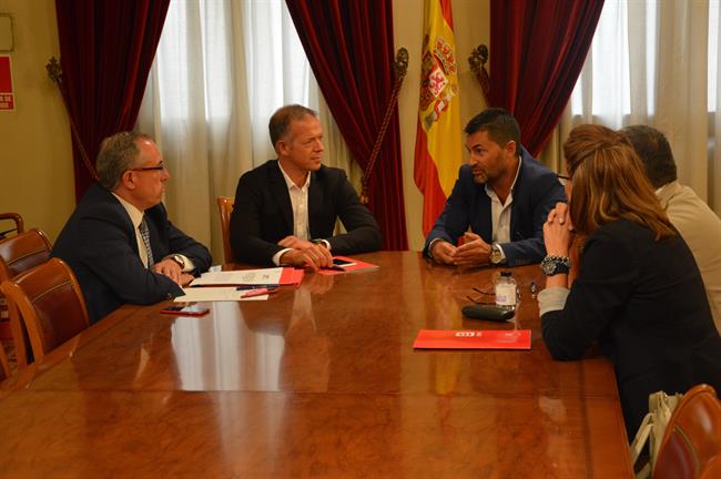 Gps Senado // El Psoe Considera Insuficiente La Ley De Autónomos Y Reclama Medid | SENADO DE ESPAÑA ep gps senado psoe considera insuficienteleyautonomosreclama medid
