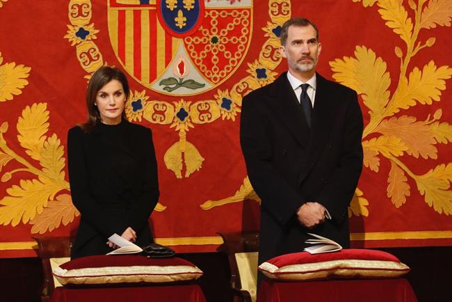 ep los reyes durantemisa conmemorativacondebarcelona