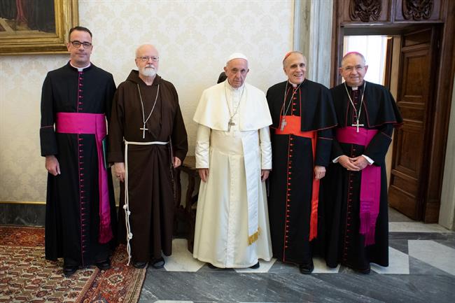 El Papa se reúne con responsables de la CEE de EE.UU. | VATICANO ep papareuneresponsablesla ceeeeuu