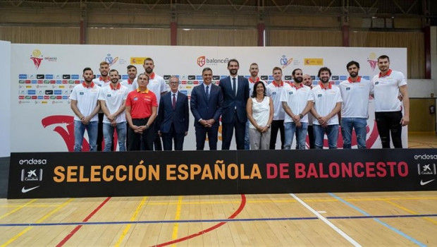 ep pedro sanchez en el acto de despedida a la seleccion espanola de baloncesto que disputara el