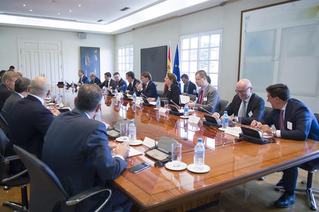 ep presidentegobierno pedro sanchez con empresarios