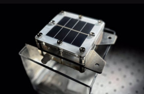 ep un equipo dirigido por cornell construyo un prototipo de dispositivo de 10 por 10 centimetros que