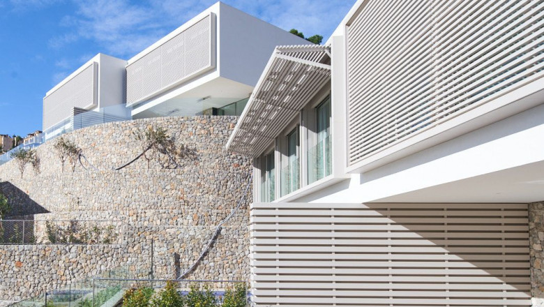 1613132568 stonewfollies fot grafo jos hevia