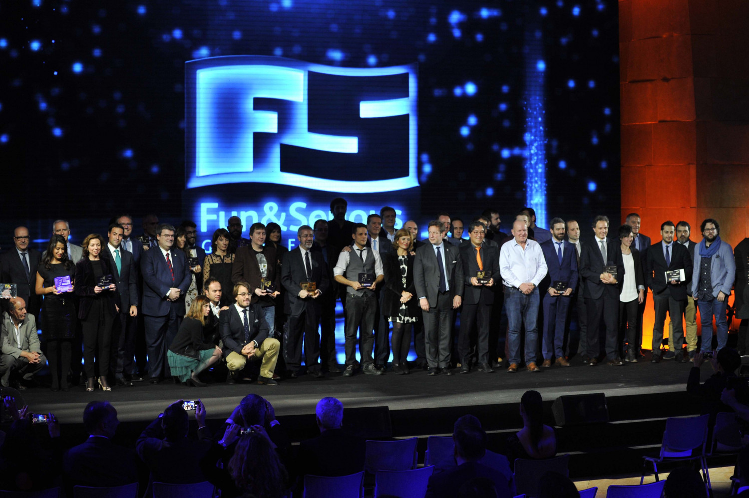 1639041632 fun and serious pasadas ediciones 9 