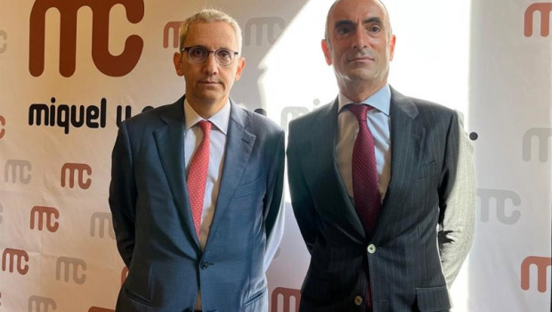 ep archivo   el presidente de miquel y costas jordi mercader y el director general ignasi nieto