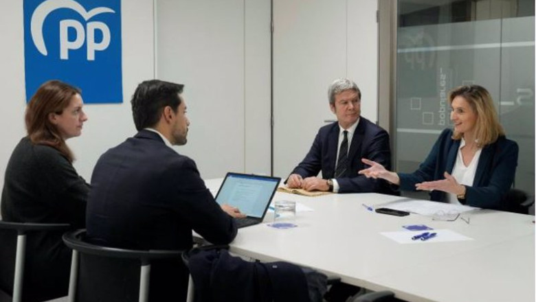 ep archivo la vicesecretaria de desarrollo sostenible del pp paloma martin y el asesor energetico ep archivo la vicesecretaria de desarrollo sostenible del pp paloma martin y el asesor energetico
