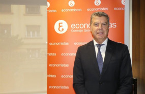 ep archivo   miguel angel vazquez nuevo presidente del consejo general de economistas cge