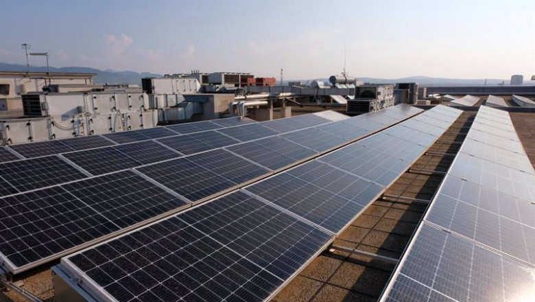 ep archivo   placas solares en un edificio
