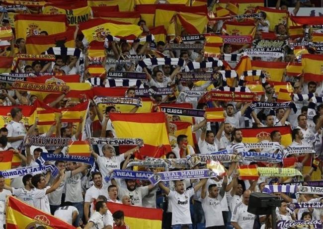 Banderas de España en el Santiago Bernabéu | EUROPA PRESS ep banderasespanasantiago bernabeu