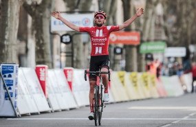 ep el ciclista belga tiesj benoot team sunweb vencedor de la quinta etapa de la paris-niza 2020