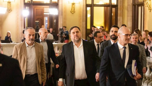 ep el exvicepresidente de la generalitat oriol junqueras centro y el exconseller raul romeva en el