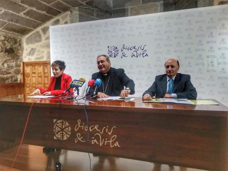 ep el obispo de avil jose maria gil tamayo durante la presentacion del dia de la iglesia diocesana ep el obispo de avil jose maria gil tamayo durante la presentacion del dia de la iglesia diocesana