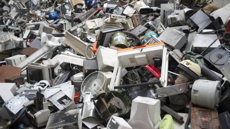 FECE denuncia la asfixia burocrática de la plataforma de residuos de aparatos electrónicos. | FECE ep fece denuncia la asfixia burocratica de la plataforma de residuos de aparatos electronicos