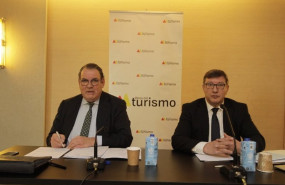 ep la mesa del turismo ratifica la reeleccion de juan molas como presidente y al nuevo consejo