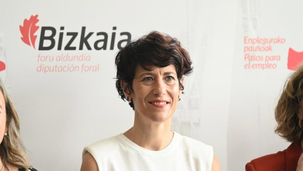 ep la ministra de inclusion seguridad social y migraciones elma saiz antes de participar en un acto