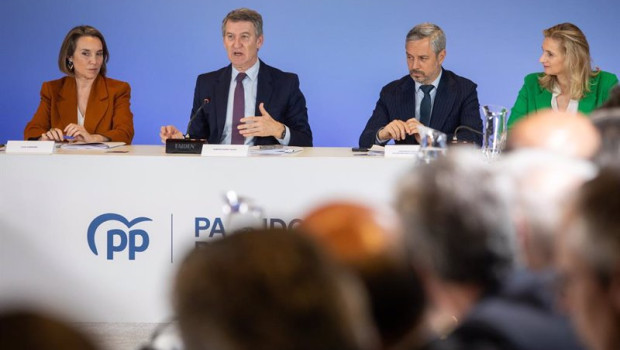 ep la secretaria general del pp cuca gamarra el presidente del pp alberto nunez feijoo el