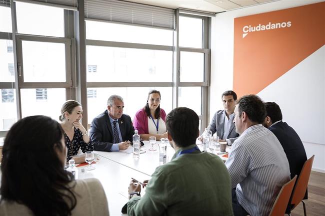 ep presidenteciudadanos albert rivera reunidovictimasterrorismo