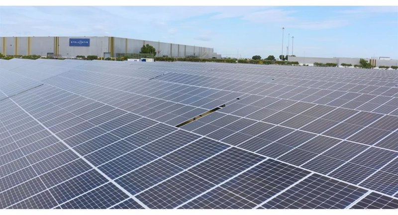 ep stellantis zaragoza inicia en figueruelas su proyecto de energia renovable hibrida con prosolia