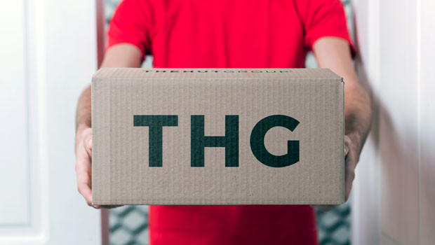 dl thg the hut group ecommerce marques de détail mode fitness logistique livraison en ligne logo