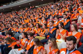 ep 800 profesionales de pwc celebran la segunda graduacion de su programa de talento pwc work