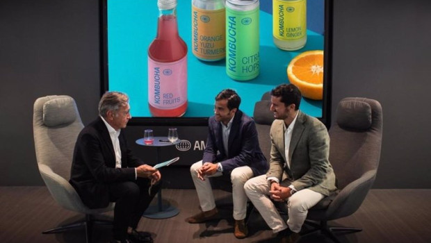 ep antonio munoz beraza ceo de amc global con raul de frutos y fernando martin co ceos de viver