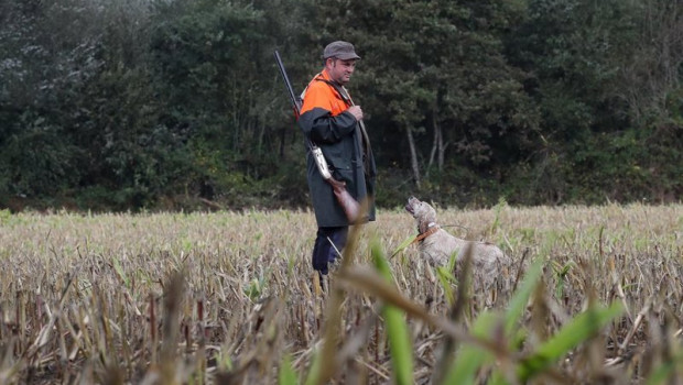 ep archivo   cazador el primer dia de la temporada de caza